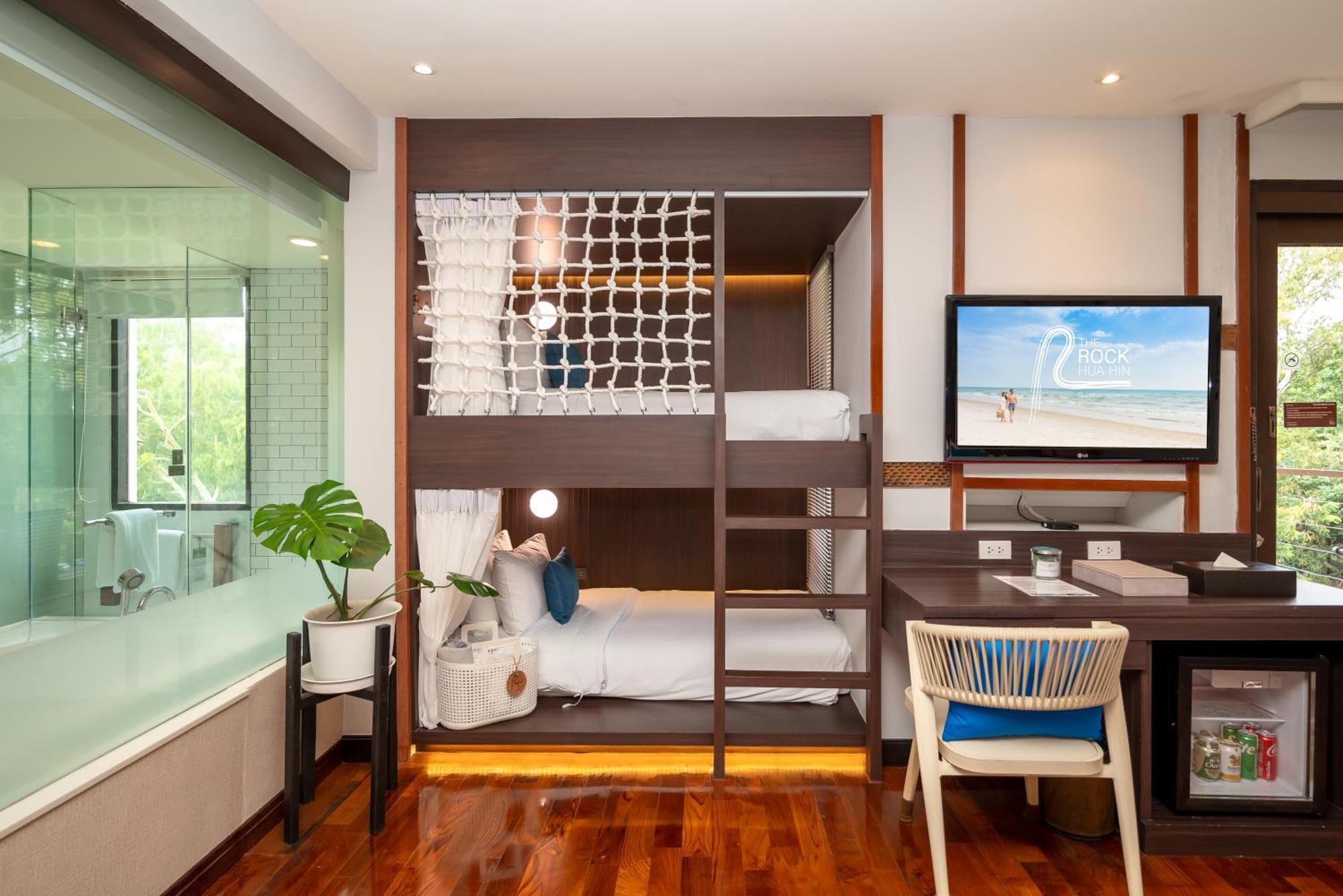 The Rock Hua Hin Beachfront Spa Resort Εξωτερικό φωτογραφία
